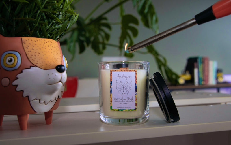 Crackling Candle