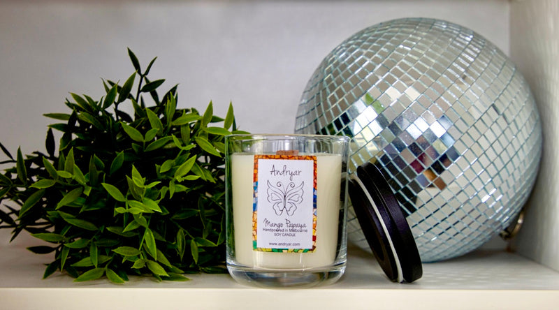 Crackling Candle